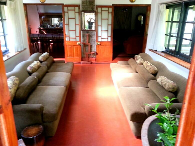 Hotel Meenaella Colonial Bungalow