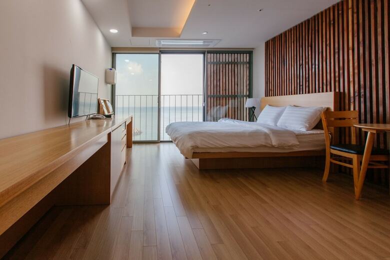 Healing Turn Condo