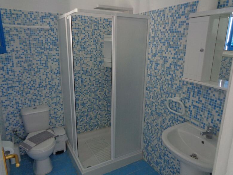 Blue And White Studios & Apartments
