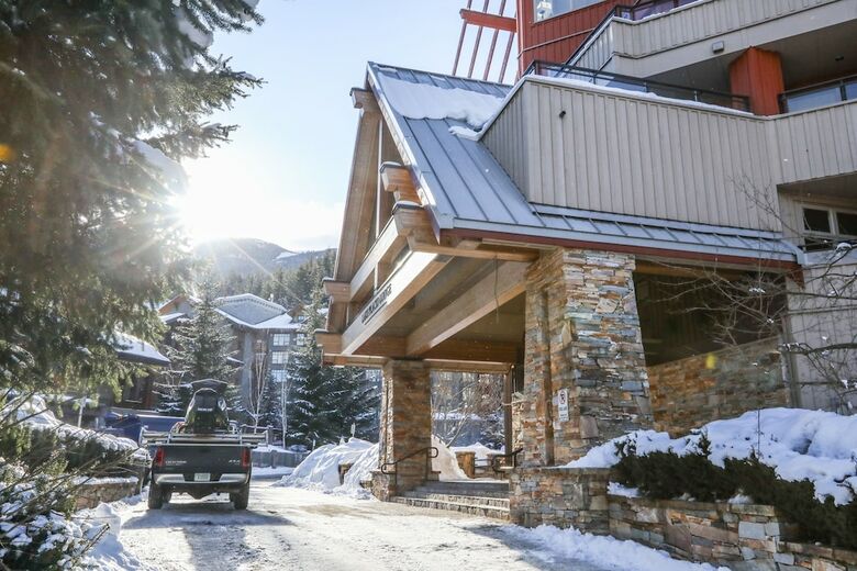 Lake Placid Lodge By Whiski Jack