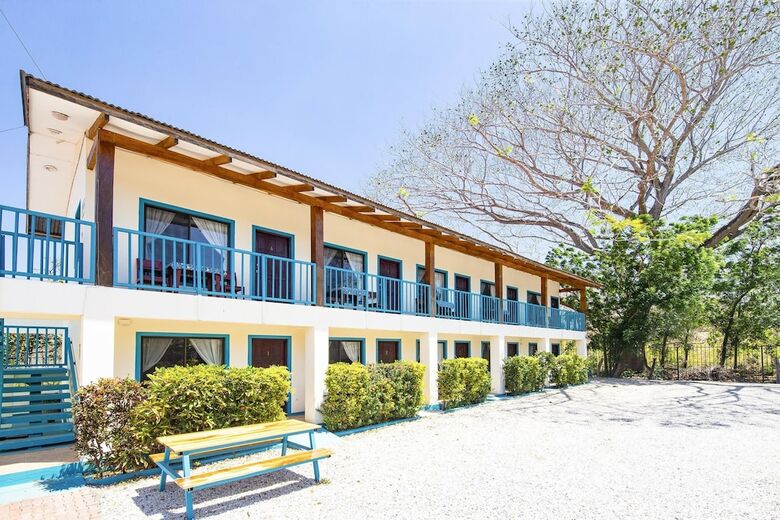 Hotel Cabinas Diversion Tropical