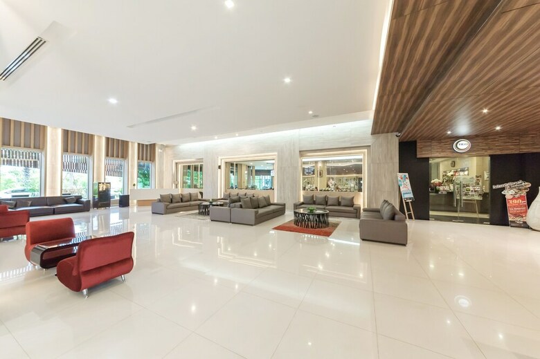 Phanhin Regent Hotel And Residence