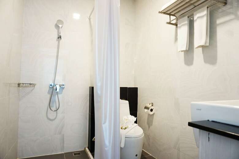 Phanhin Regent Hotel And Residence