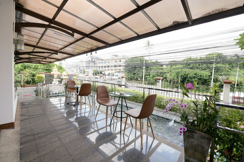 Aparthotel Oyo 364 Winner Sriracha Serviced Apartment