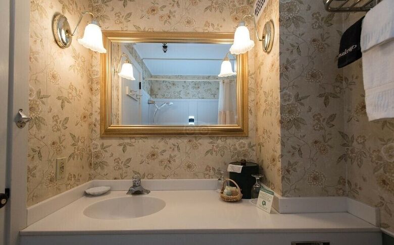 Posada Lamie's Inn And The Old Salt Restaurant