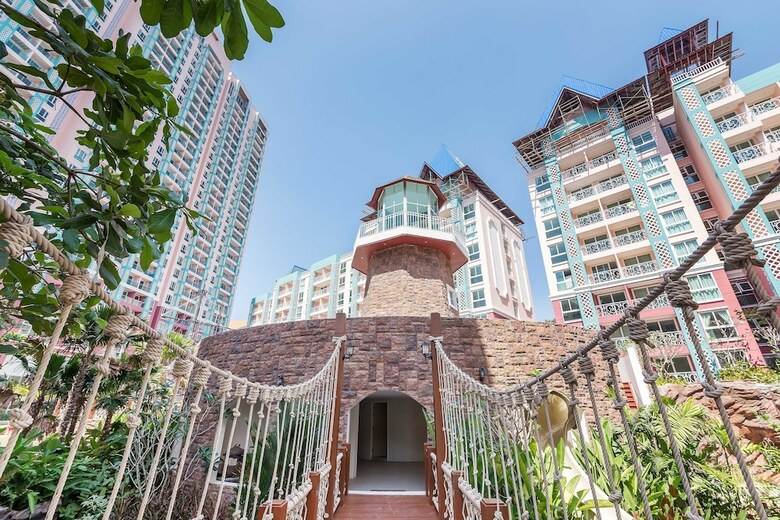 Grande Caribbean Resort By Favstay