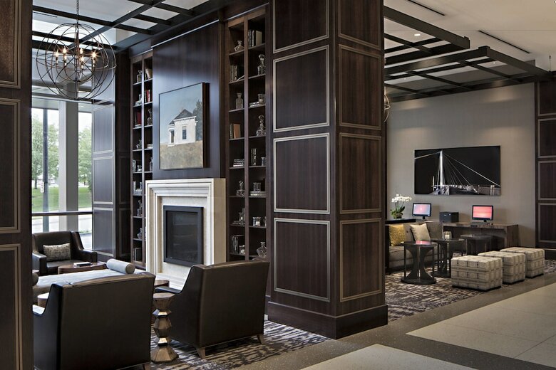 Hotel Omaha Marriott Downtown At The Capitol District