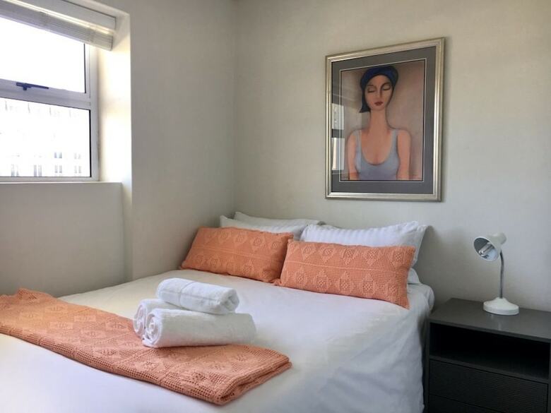 Apartamentos Cascades 2 Bed 'fresh Look & Great View'