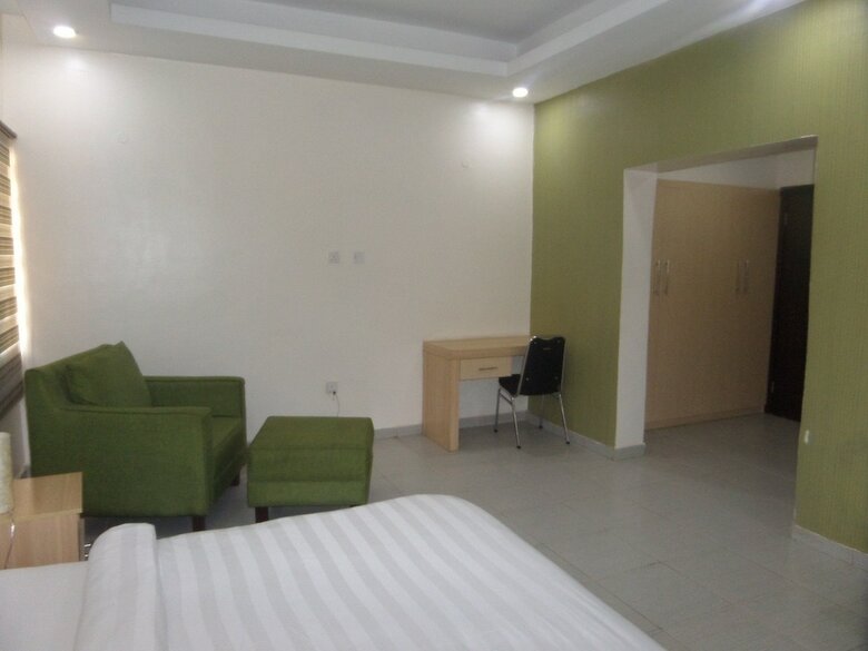 Hotel Vine Apartments & Resort