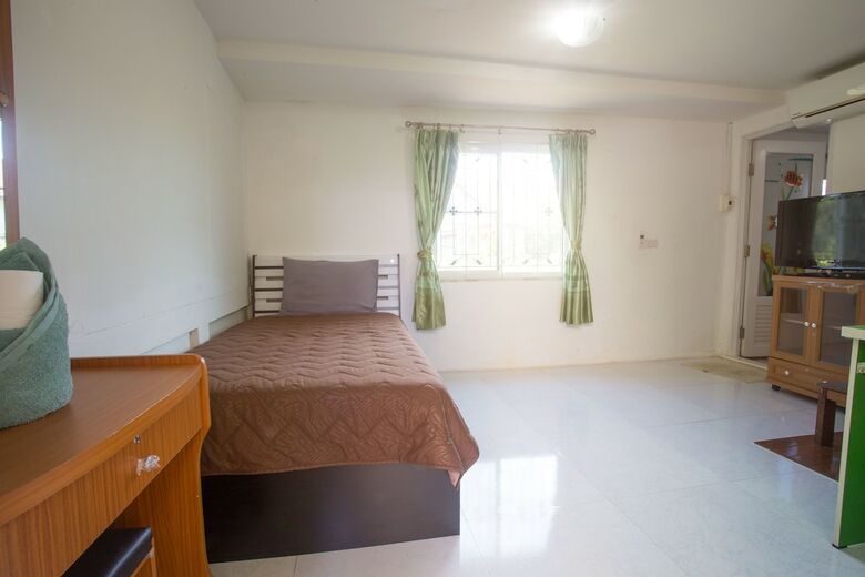 Hostal Nu Phuket Airport Residence