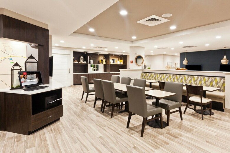 Hotel Towneplace Suites By Marriott Montgomery Eastchase