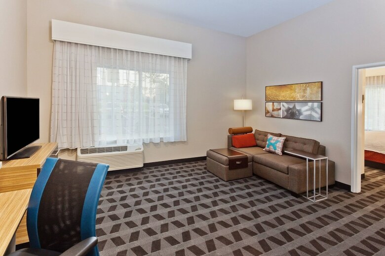 Hotel Towneplace Suites By Marriott Montgomery Eastchase