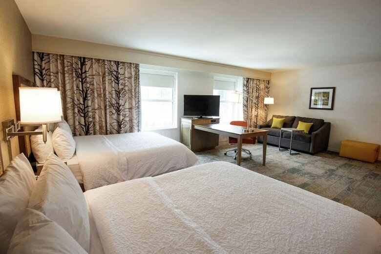 Hotel Hampton Inn And Suites Manchester
