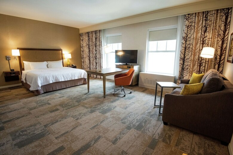 Hotel Hampton Inn And Suites Manchester