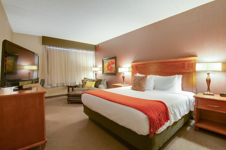 The Academy Hotel Colorado Springs