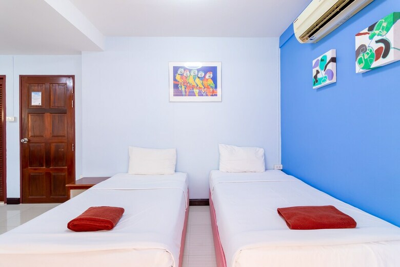 Thipurai Beach Hotel Annex