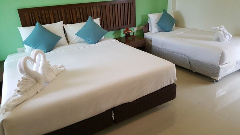 Hotel Bs Airport At Phuket