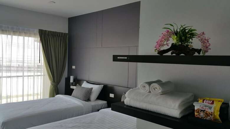 Hotel Phuket Airport Place