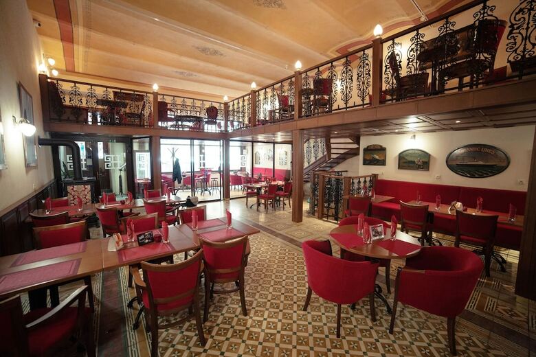 Hotel Bristol