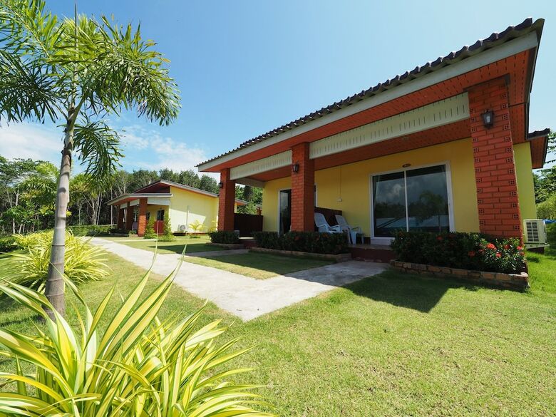 Hotel Anyaman Lanta House
