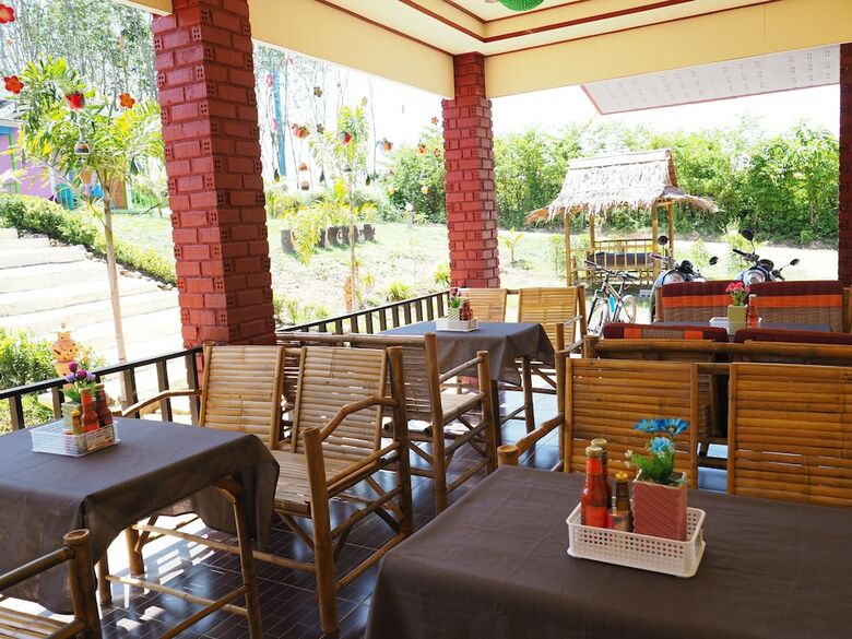 Hotel Anyaman Lanta House