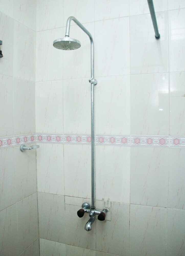 Sugarland Hotel & Suites
