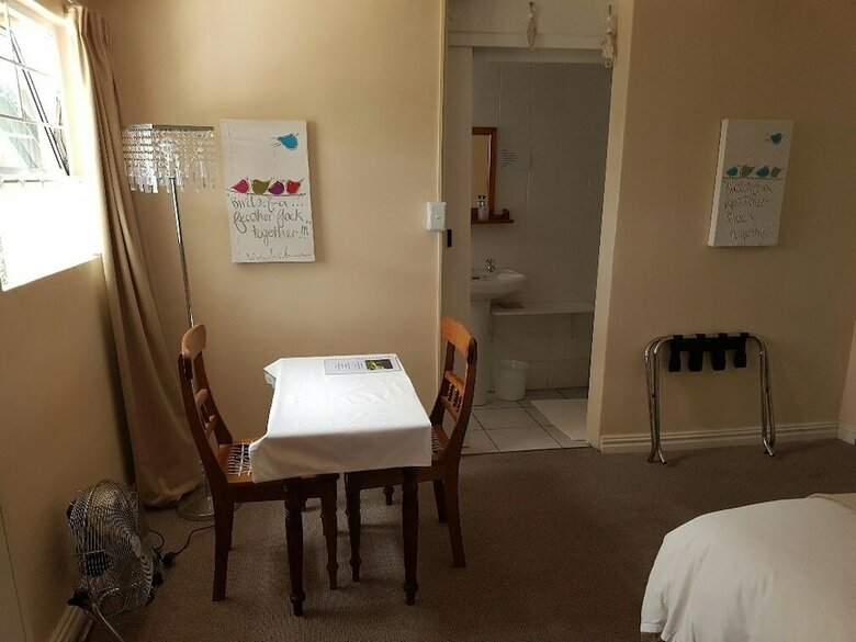 Bed & Breakfast Masada Guest House