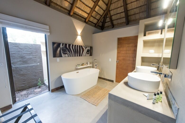 Bed & Breakfast Bushbaby River Lodge