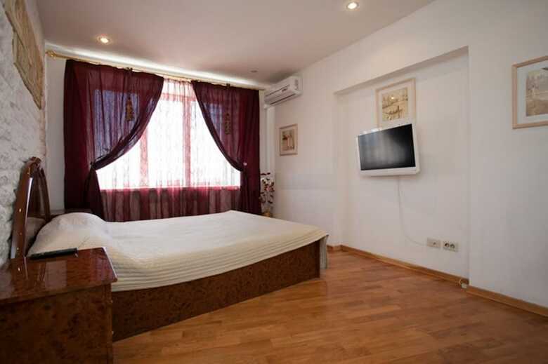 Innhome Apartments - Revolution Square