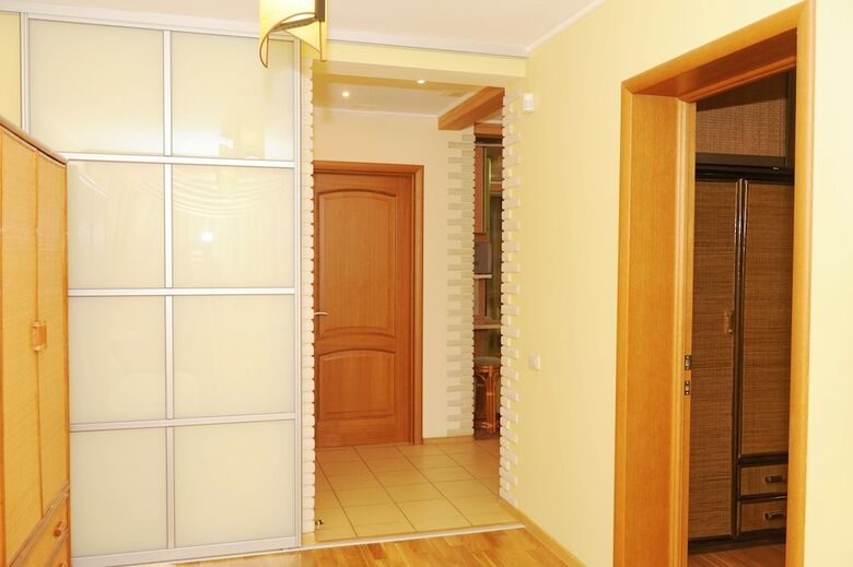 Innhome Apartments - Revolution Square