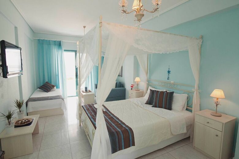 Hotel Kyparissia Blue