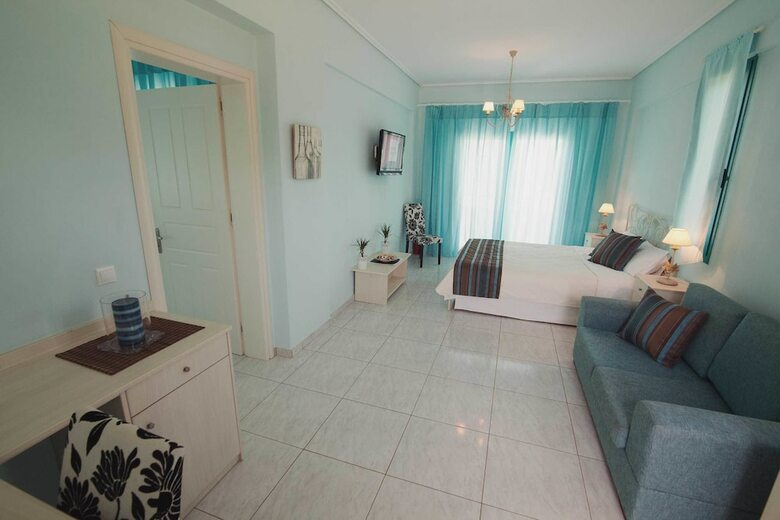 Hotel Kyparissia Blue