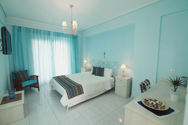 Hotel Kyparissia Blue
