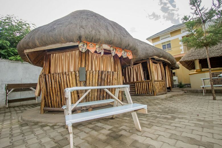 Hotel Tropical Savannah Guesthouse