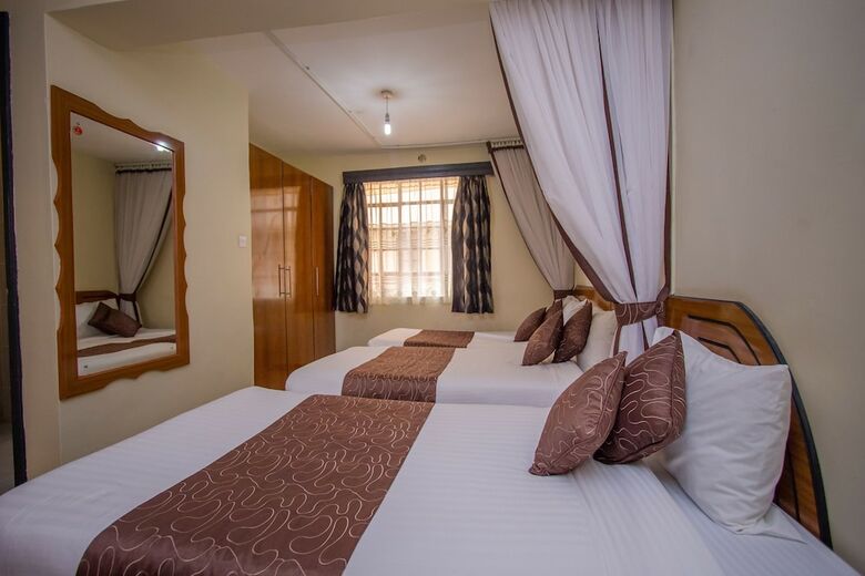 Emboita Hotel