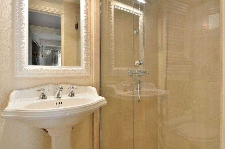 Apartamento Suitelowcost Saint Tropez