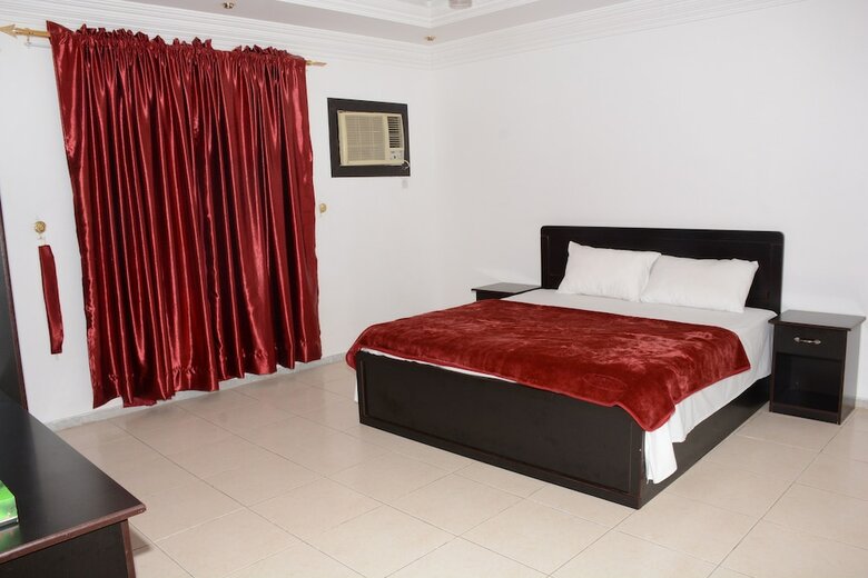 Apartamentos Al Eairy Furnished Apt Al Madinah 4