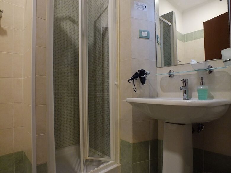 Hotel Guest House 64