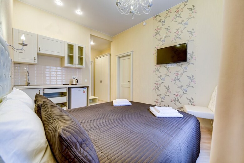 Hotel Guest Rooms At Marata 10
