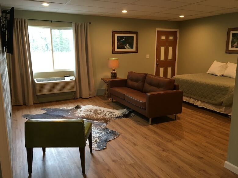 Hotel Glacier Basecamp Lodge