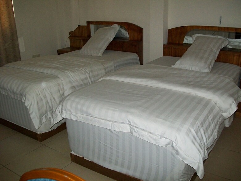 Ampomaah Hotel