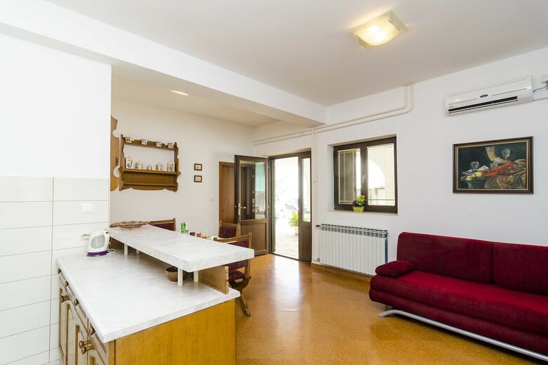 Hotel Cina Apartments