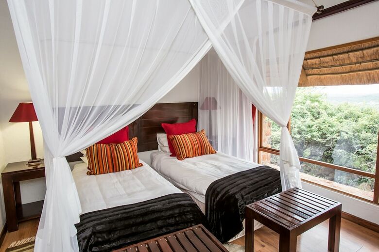Posada Umzolozolo Private Safari Lodge