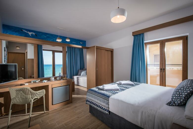 Hotel Yianna Caravel