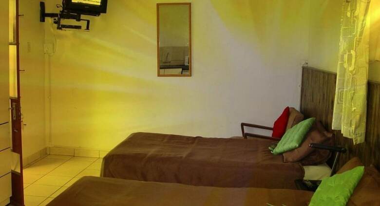 Hotel Esther's Lodge