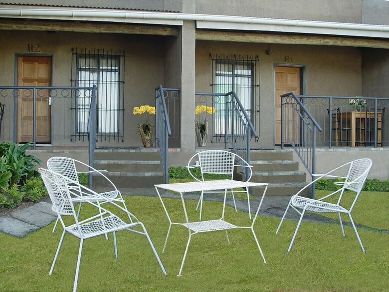 Hotel Esther's Lodge
