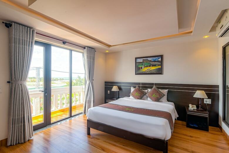 Viet Long Hoi An Beach Hotel