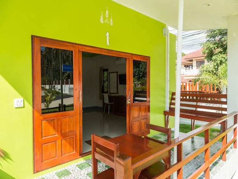 Hotel Breeze Bay Villa