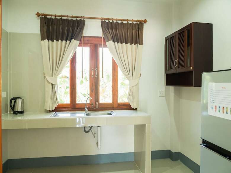 Hotel Breeze Bay Villa