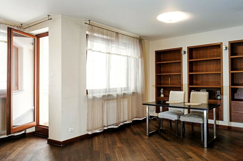 Szucha Apartments